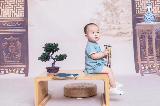 辽阳孕妇肚子上的黑线